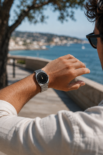 Moon Dream – Montre Homme Vintage Quartz | Design Rare, Bracelet Cuir ou Acier